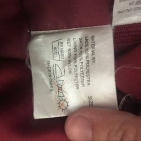 Impression Maroon Two Piece Gown Size 2 - Picture 6 of 7